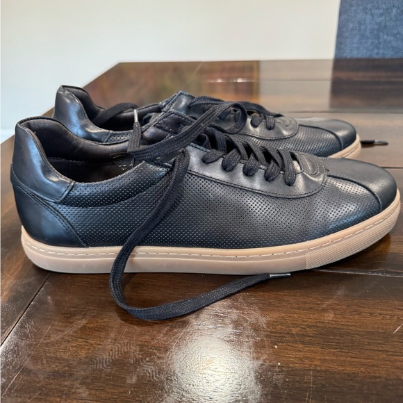 NEW Bruno Magli Nate Sneaker - Picture 2 of 5